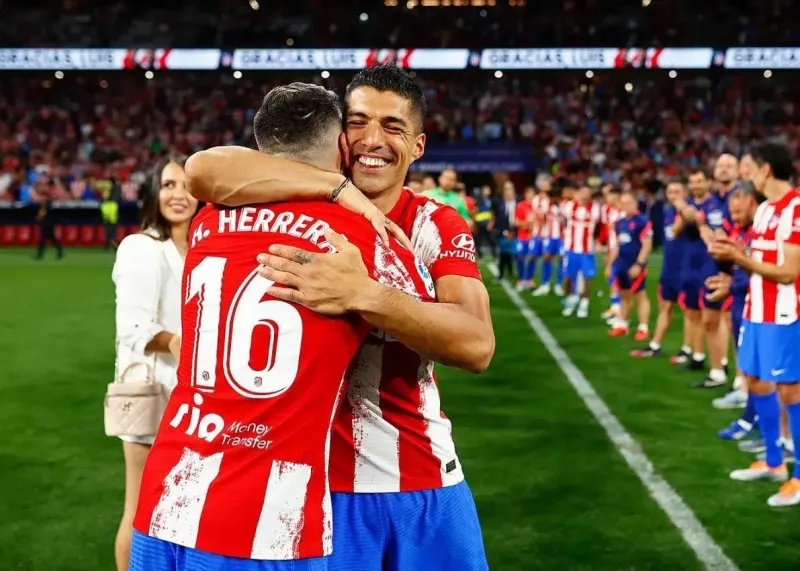 لوئیس سوارز به همه اتلتیکویی‌ها شام داد!