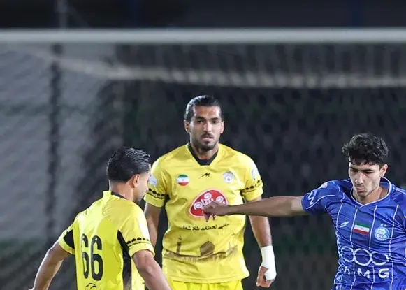 حساب زبیر با استقلال تسویه نشد!