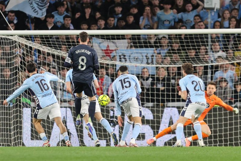 گل دقیقه 94 رئال به سلتا غیرقانونی بود!