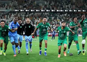 هرکسی مربی الاهلی باشد، آنها صدرنشین می‌شود