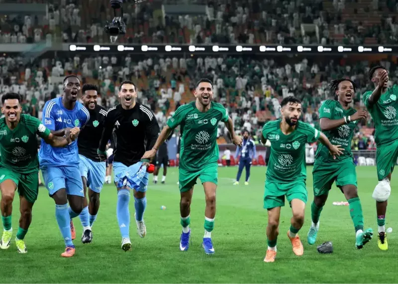 هرکسی مربی الاهلی باشد، آنها صدرنشین می‌شود