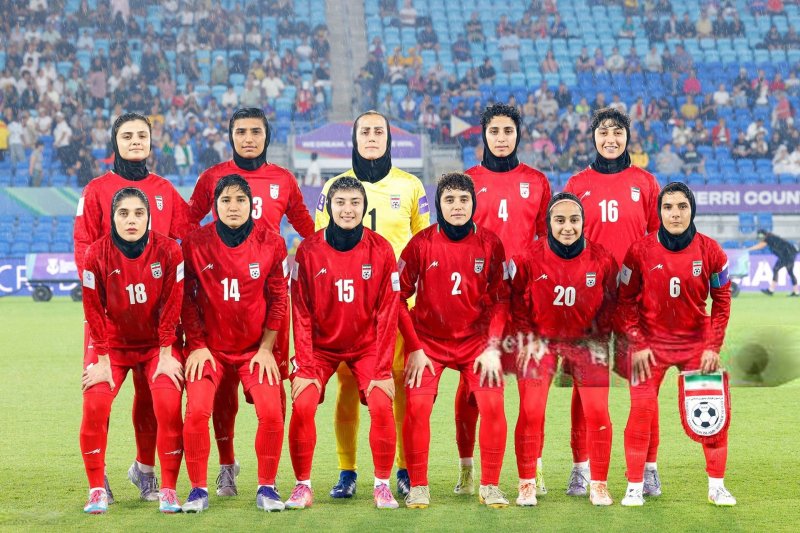 اعضای تیم بانوان با آرامش و اطمینان بازگردند