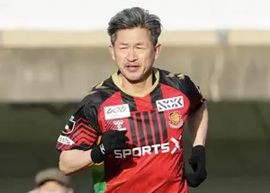 اولین مهاجم 60 ساله فوتبال دنیا