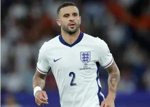 رسمی: کایل واکر بازنشسته شد!