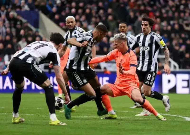 5 دقیقه وقت اضافه نیوکسل-بارسلونا درست بود؟