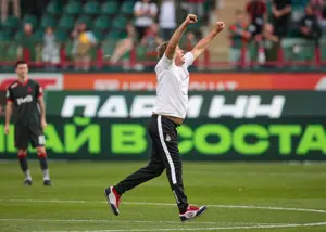 مجری روس: ما را جایگزین ایران کنید!