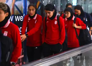 احتمال بازگشت دو دختر فوتبالیست پناهنده به کشور