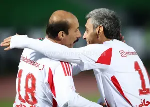 ستاره فوتبال ایران سکته مغزی کرد