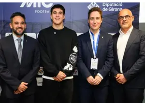 کری مدافع بارسا: قطعا صعود خواهیم کرد