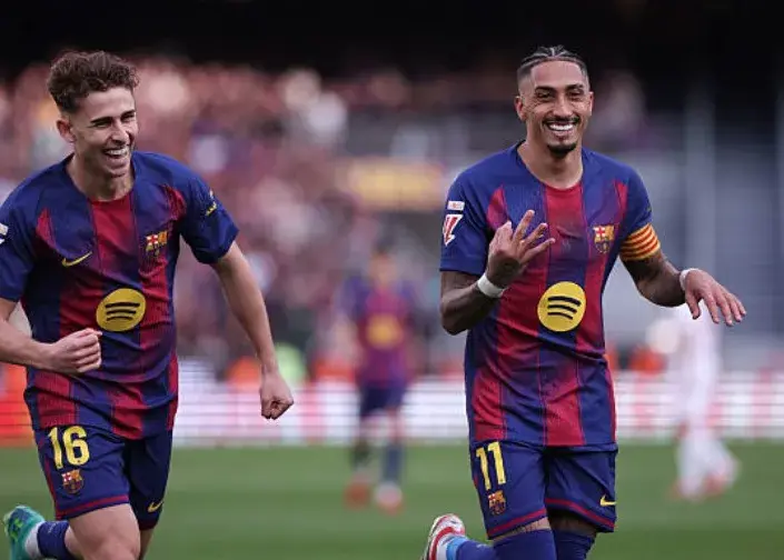 تاخت رافینیا با سرعت نور به سمت پی‌چی‌چی