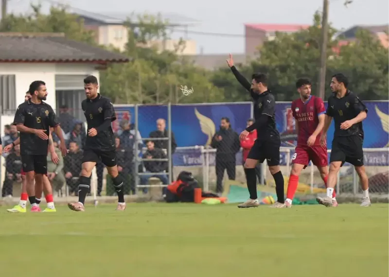 شجاع، علیپور و پورعلی‌گنجی هم‌تیمی شدند! 