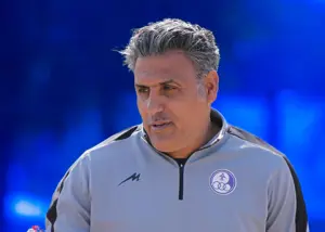 خلیفهاصل: بر تمرینات انفرادی بازیکنان نظارت داریم