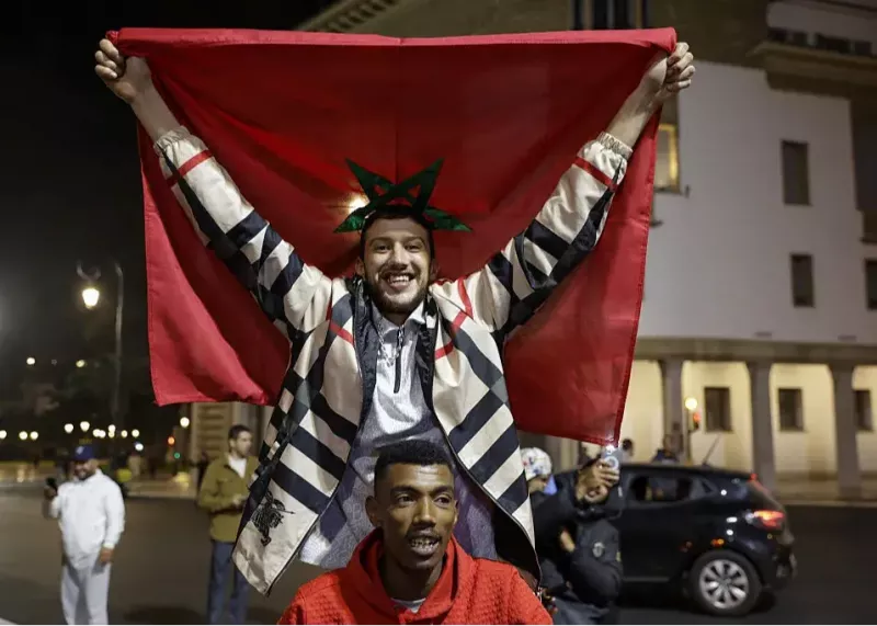 هواداران مراکش از شادی به خیابان‌ها ریختند