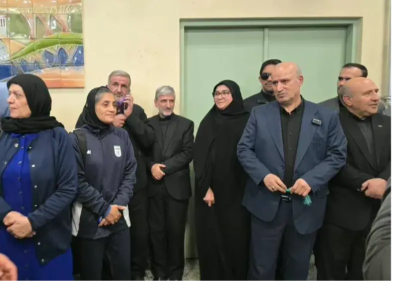 تاج: دختران ما دست رد به پیشنهاد دشمن زدند