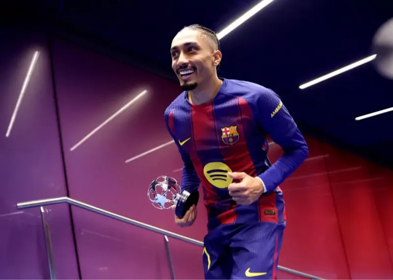 شب فراموش‌نشدنی رافینیا: شخصیت اول نوکمپ!