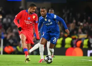 ستاره پاری سن ژرمن با مصدومیت از لندن برگشت