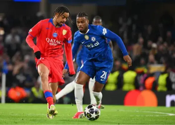 ستاره پاری سن ژرمن با مصدومیت از لندن برگشت