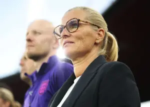 قانون جدید فیفا به نفع مربیان زن