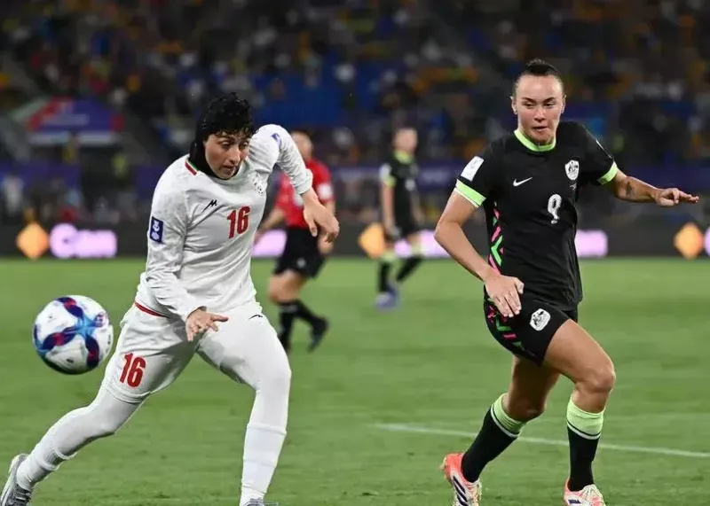 نقش پلیس، گفتند ایران در جنگ است برنگردید!