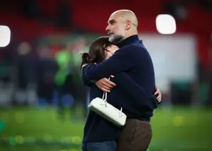 جشن خاص گواردیولا با دخترش در ومبلی (عکس)