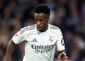 رجزخوانی شبانه وینیسیوس پس از فتح متروپولیتانو