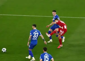 طارمی لباس به کسی نداد، این هم سند! (عکس)