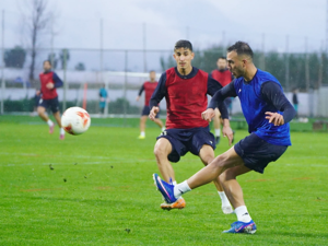 جوانترین بازیکن تیم‌ملی و پرسپولیس (عکس) 