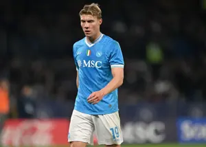 در منچستر زندانی بودم، اینجا عاشق فوتبال شدم