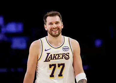 مسی جردن است و رونالدو لبران جیمز!