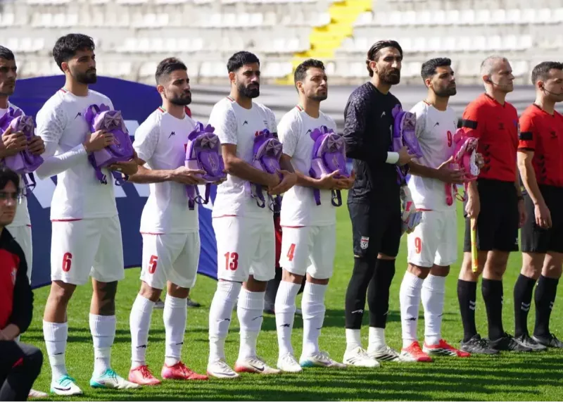 حرکت نمادین ستاره‌های ایران در سایت ترک