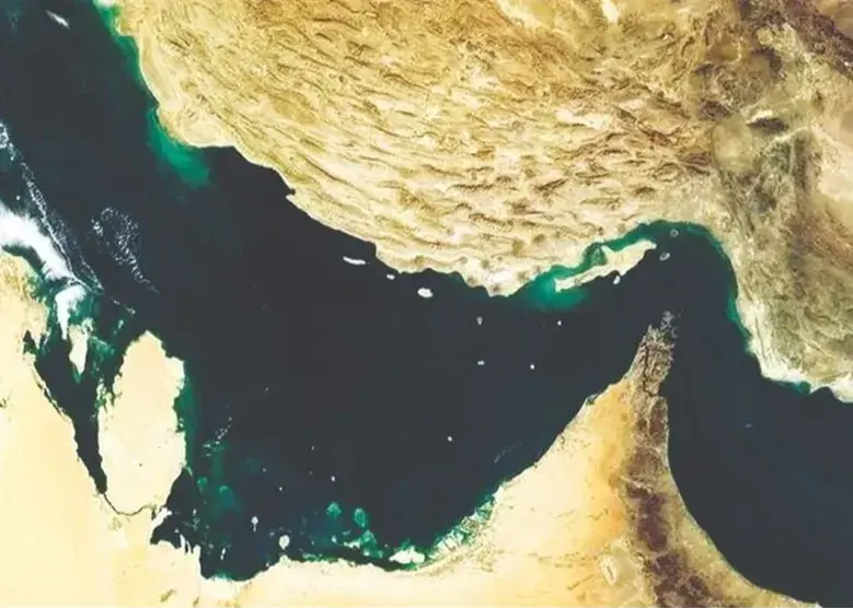 کاهش 97 درصدی تردد نفتکش‌ها از تنگه هرمز