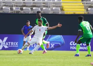 شجاع سن و سال را به سخره می‌گیرد (عکس)