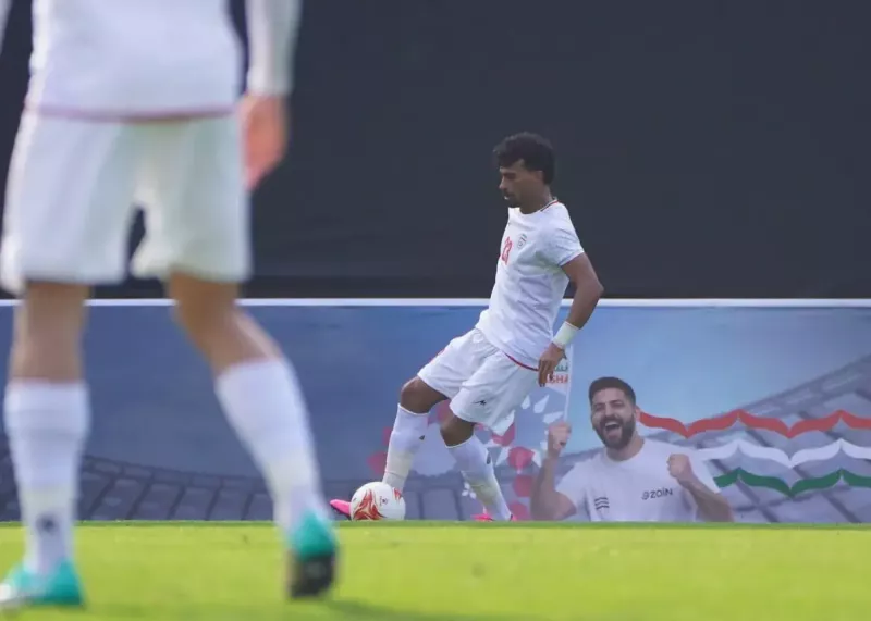 تابلوی تبلیغاتی مشوق رامین در استادیوم خالی! ‏