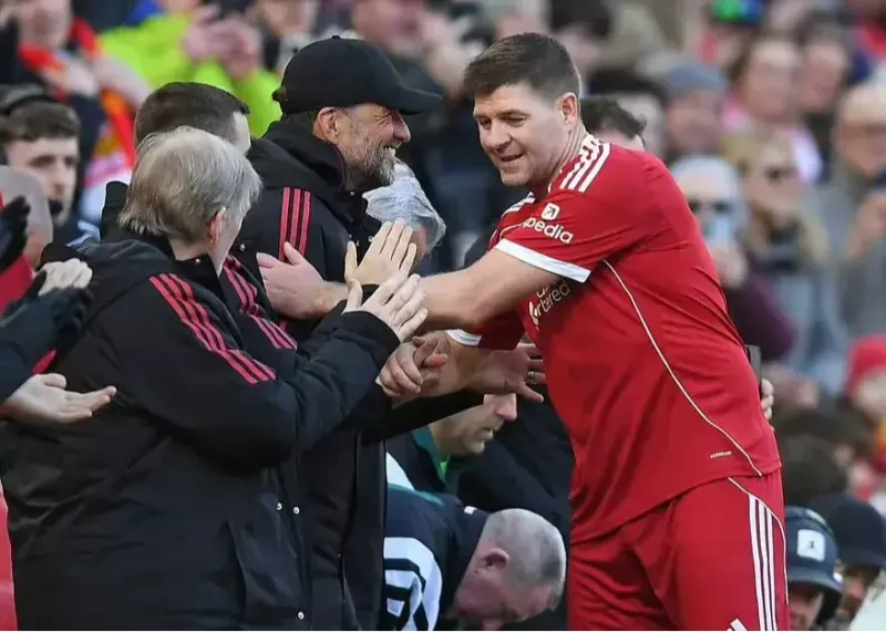 کلوپ تایید کرد: به آنفیلد برمی‌گردم!