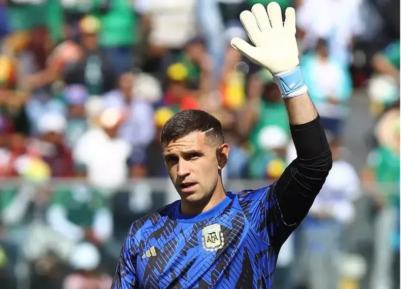 دیبو مارتینز: خدا را شکر فینالیسیما لغو شد!