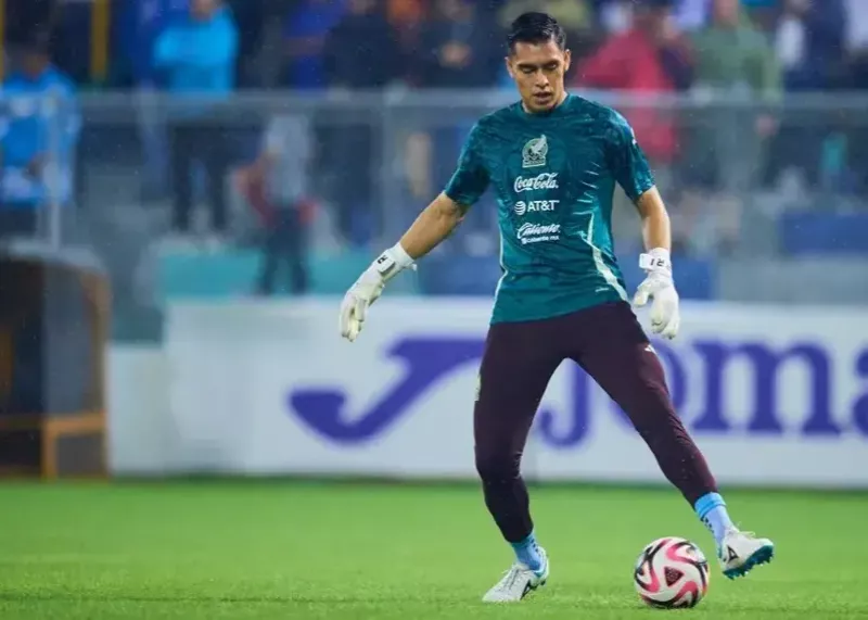 توهین مکزیکیها به دروازهبان خودی در حضور اینفانتینو