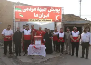 مربی آبیپوشان به پویش هلال احمر پیوست