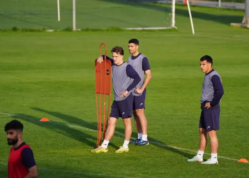 طلسم گل و بازی ملی اکرت باقی می‌ماند! (عکس)