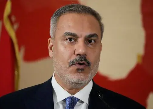 تلاشها برای پایان دادن به جنگ ایران