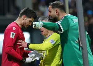 برگه تقلب دوناروما در پنالتیها لو رفت (عکس)