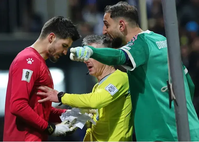 برگه تقلب دوناروما در پنالتی‌ها لو رفت (عکس)