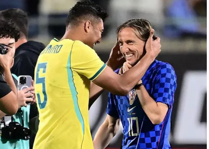 شوخی آنچلوتی با مودریچ: پدربزرگ برزیلی نداری؟