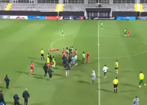 ایووبی و اخراج پس از آتشفشان خشم (عکس)