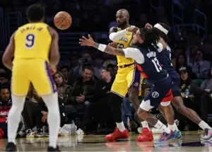 لبران جیمز پرافتخارترین بازیکن تاریخ NBA