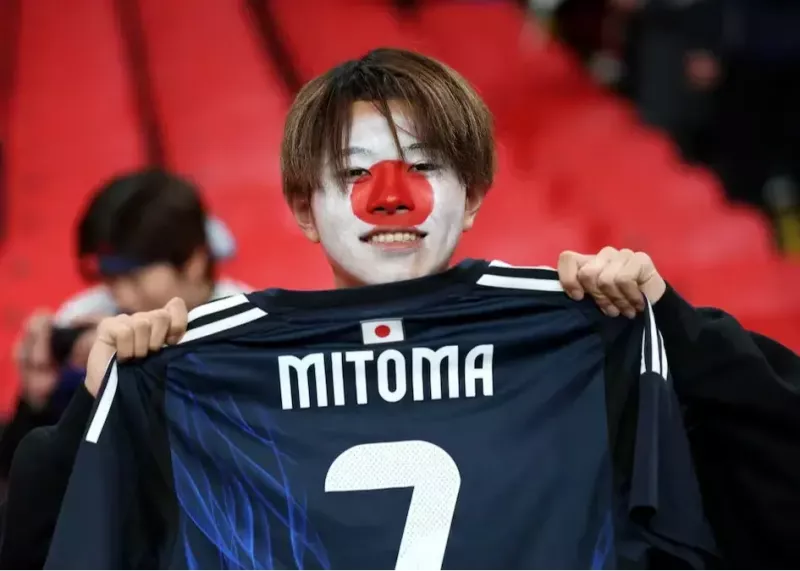 ژاپن دیوارهای تاریخ فوتبال را فروریخت!