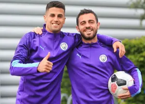 برناردو دلقک است، با پپ بحث شدیدی داشتم