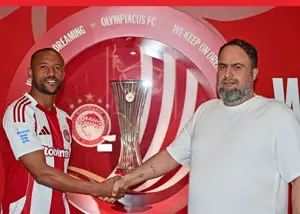 جایزه بهترین به طارمی نرسید