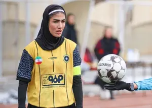 واکنش کاپیتان زنان سپاهان به حمله به فولاد مبارکه