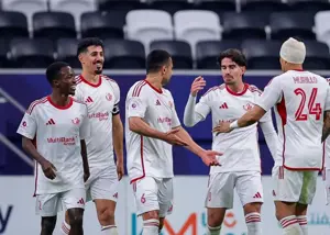 ابراهیمی و رفقا در ورزشگاه خلیفه جام میگیرند