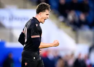 ایران به دنیس جان دوباره داد! 